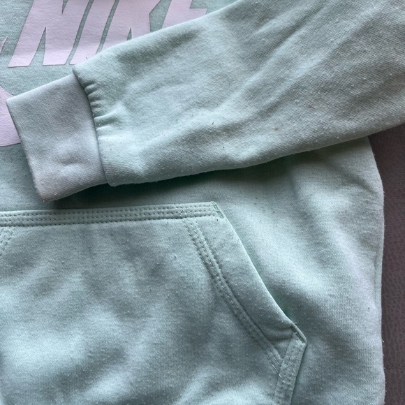 Nike mint green sweatsuit - Picture 3 of 5